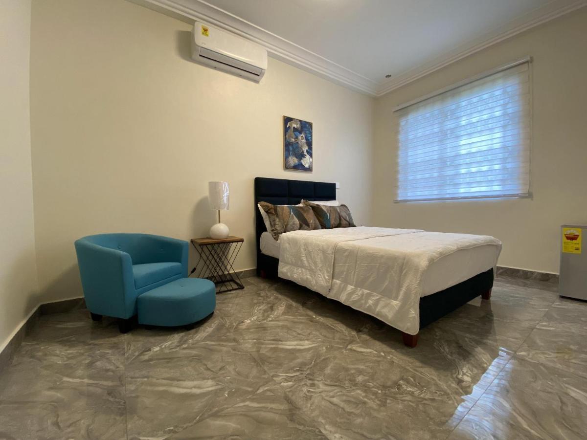 Eagle Vault Hotel Kwabenya Екстериор снимка