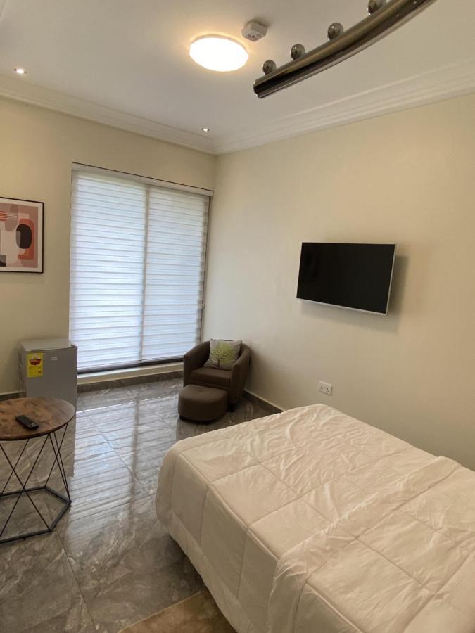 Eagle Vault Hotel Kwabenya Екстериор снимка